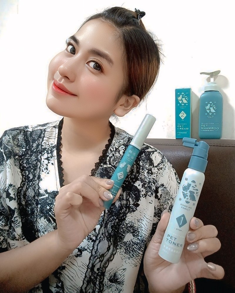 女人知己試用大隊,口碑行銷,部落客行銷,Goodmofamily歸毛家族 寵物肌膚救星組,歸毛家族 寵物肌膚救星,舒敏保濕洗毛乳,護膚噴液,精萃營養霜,博士30年生技專業,給足皮膚營養保護力,無抗生素 無類固醇,神經醯胺,19種綜合胺基酸,榮獲SNQ國家認證,上萬毛爸媽見證,3週幫助皮膚健康,NO.1寵物肌膚口碑霸主,寵物第一護膚領導品牌